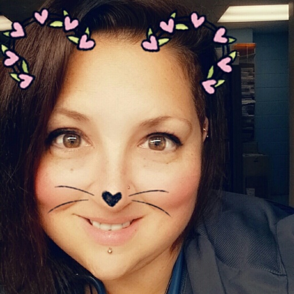 Meet your Posher, J - Picture 2 of 2